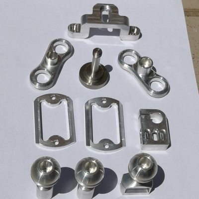 알루미늄강 놋쇠 CNC 밀링부 고급 품질 공장 가공처리한 부분